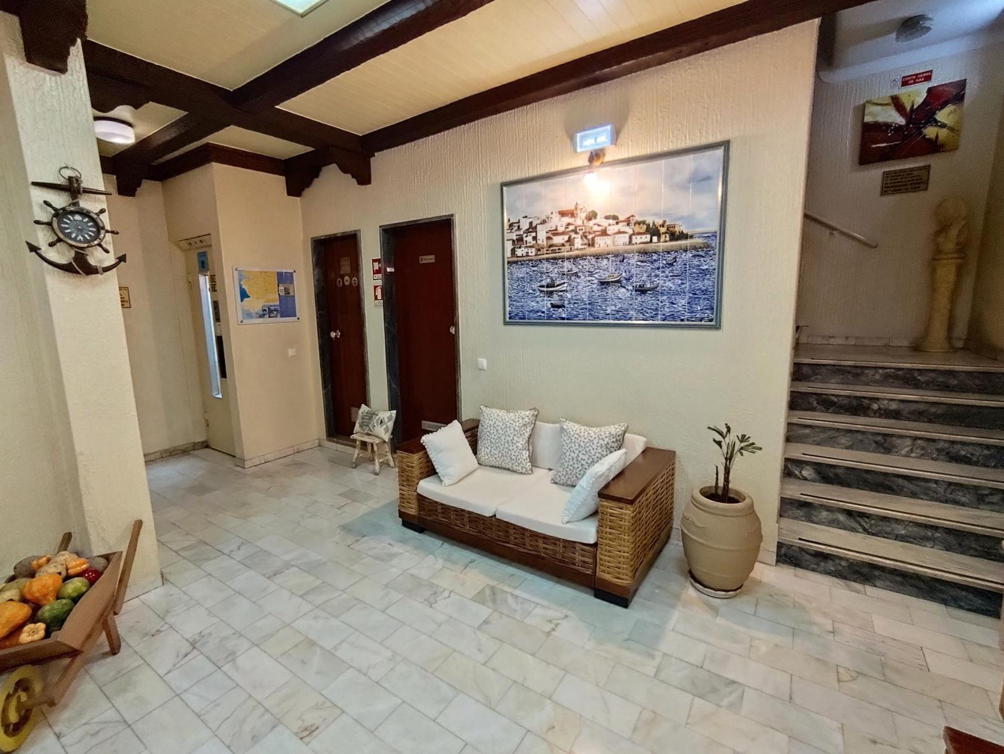 Apartamentos Turisticos Praia Grande Ferragudo  Exterior photo