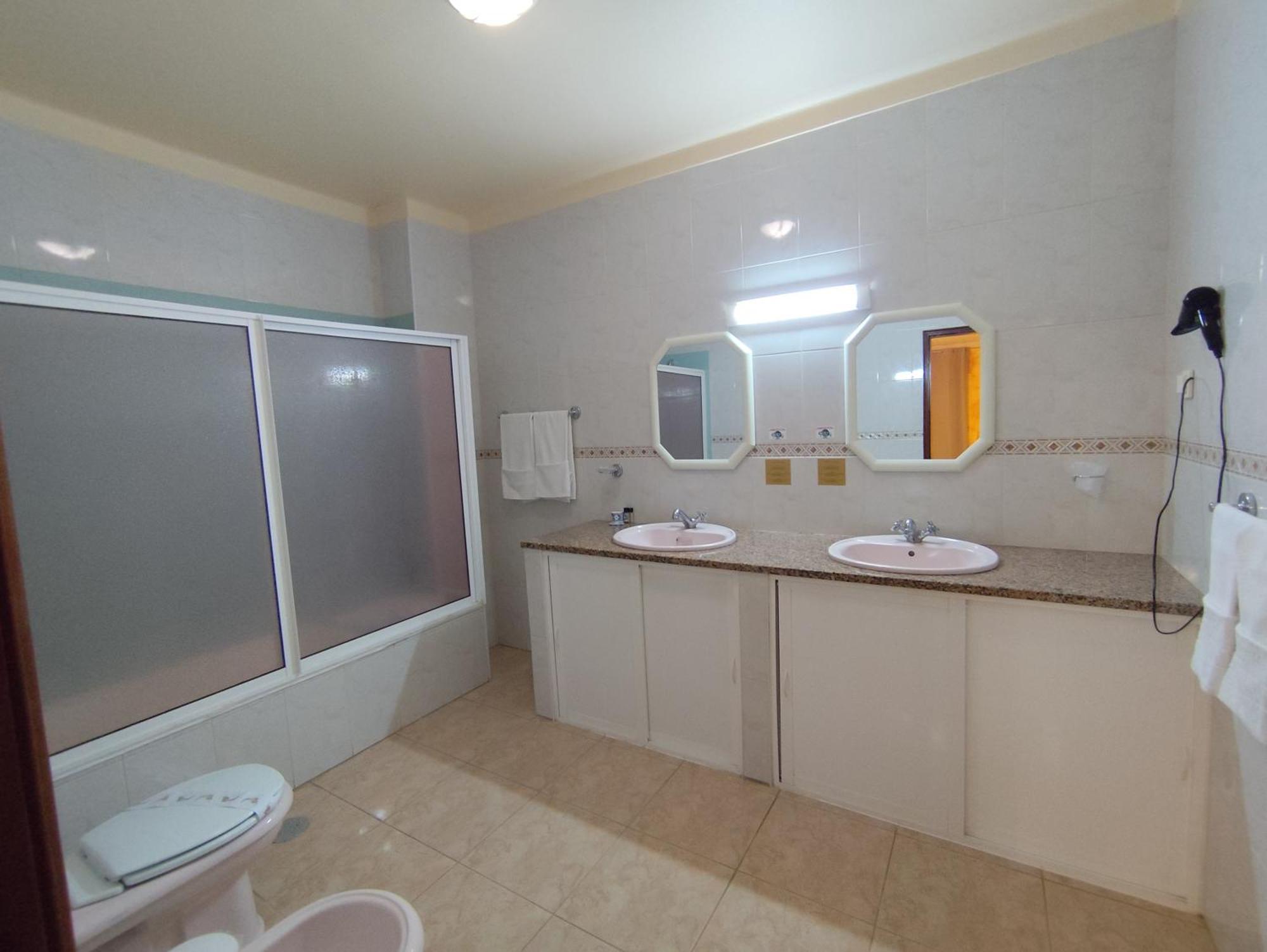 Apartamentos Turisticos Praia Grande Ferragudo  Exterior photo