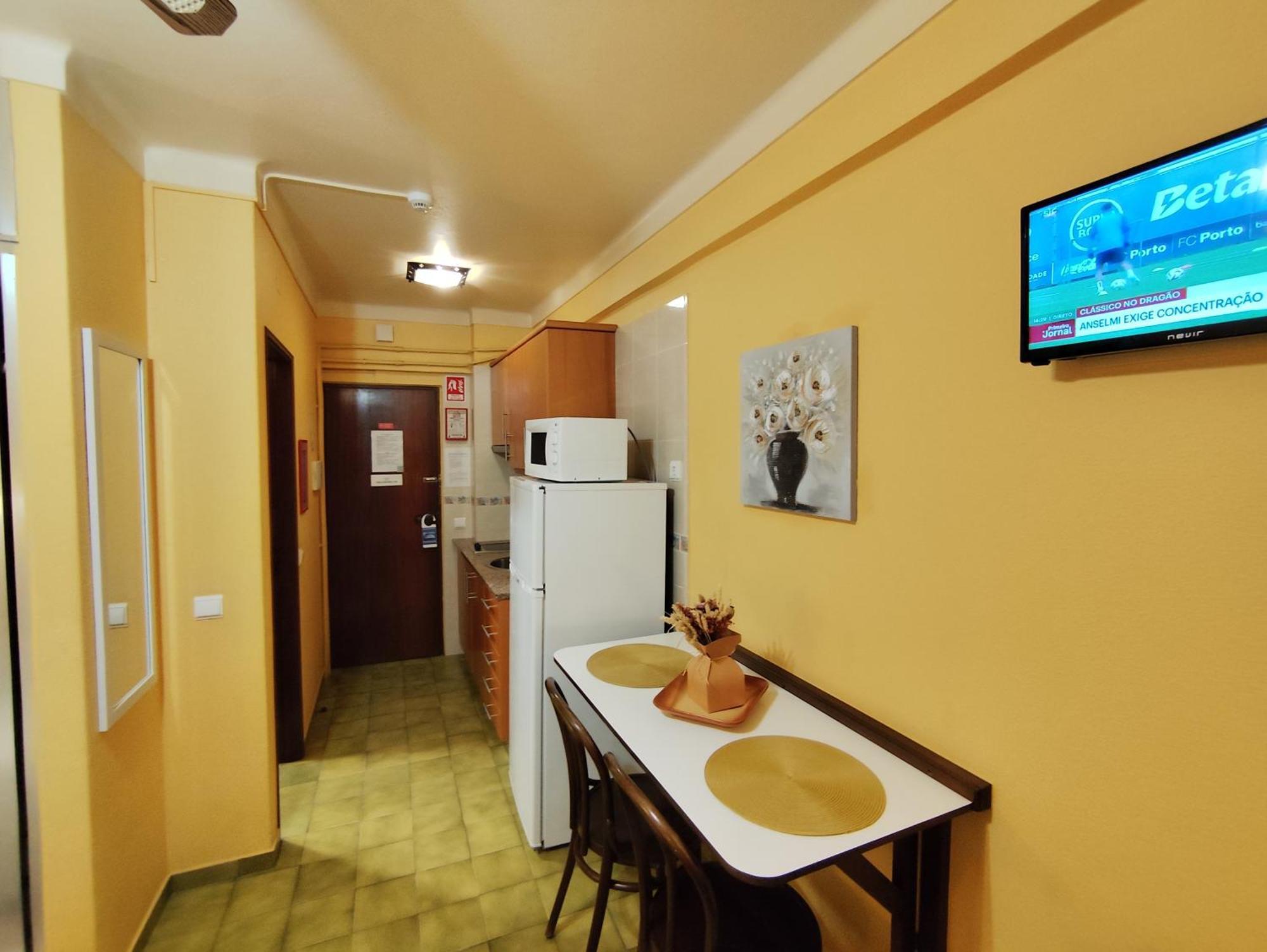 Apartamentos Turisticos Praia Grande Ferragudo  Exterior photo