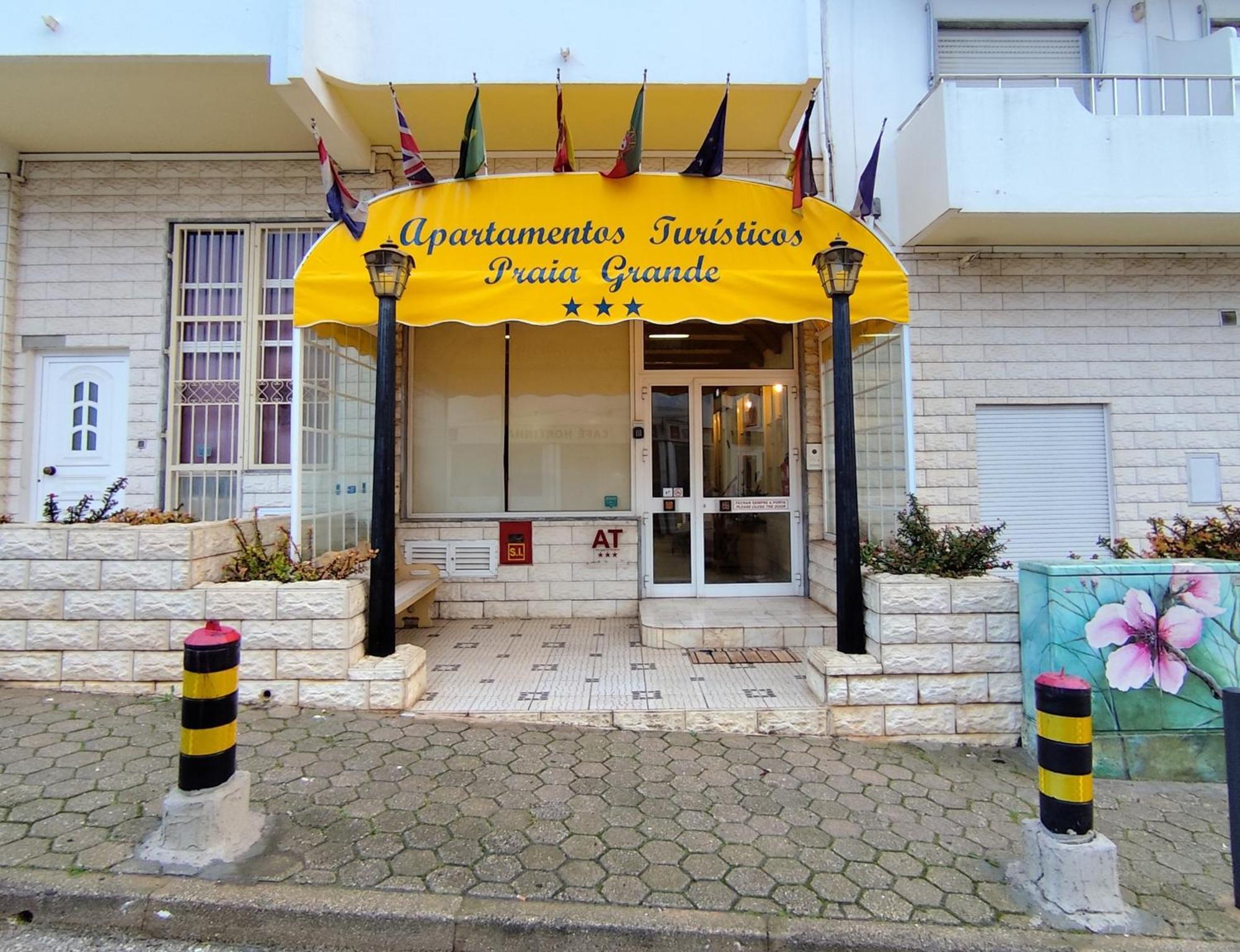 Apartamentos Turisticos Praia Grande Ferragudo  Exterior photo
